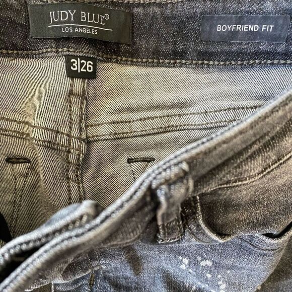 Judy Blue Boyfriend Fit Gray Bleach Splatter Distressed Mid Rise Jeans Size 3/26 - Picture 3 of 6